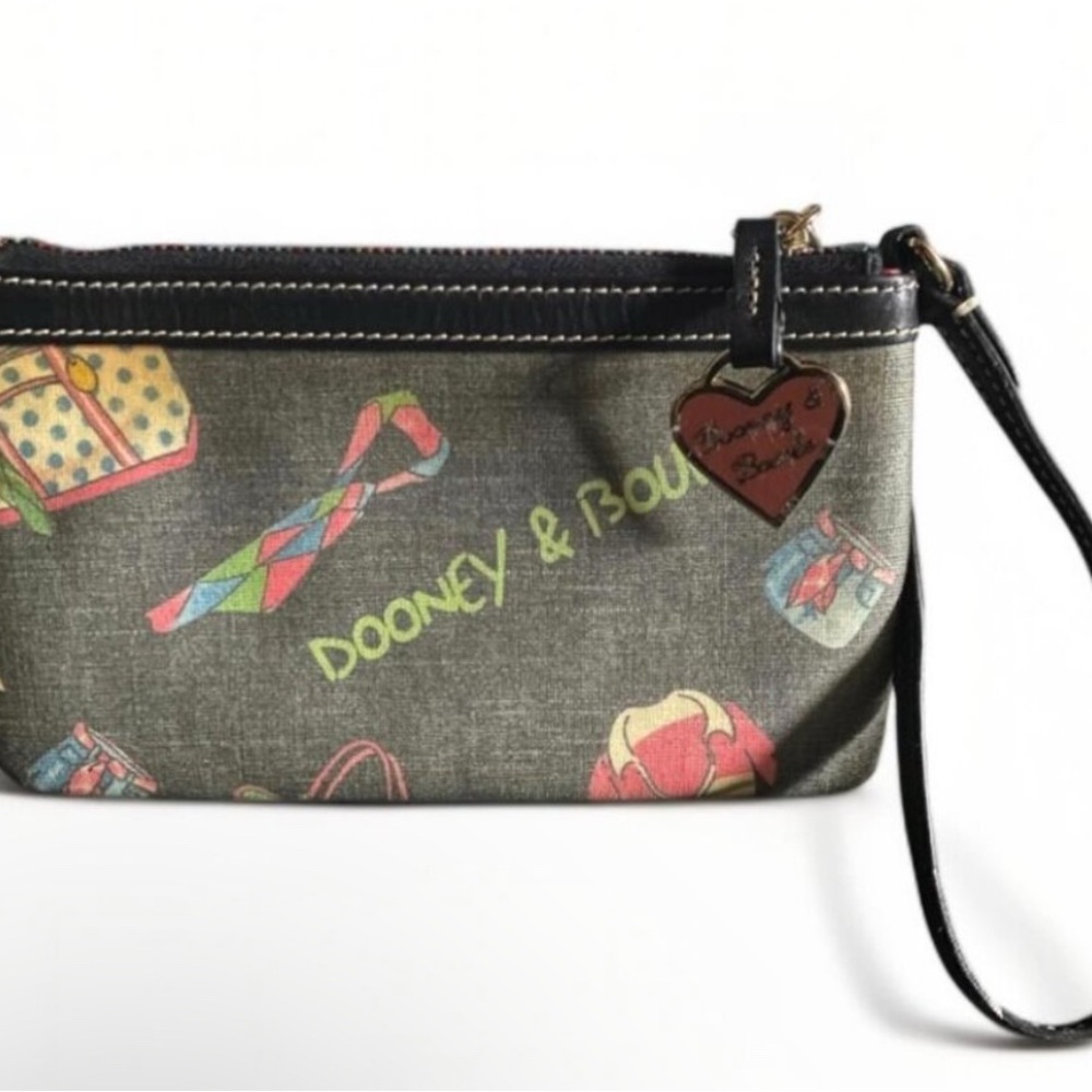 Dooney & Bourke vintage  Mini East West Slouch Wristlet.